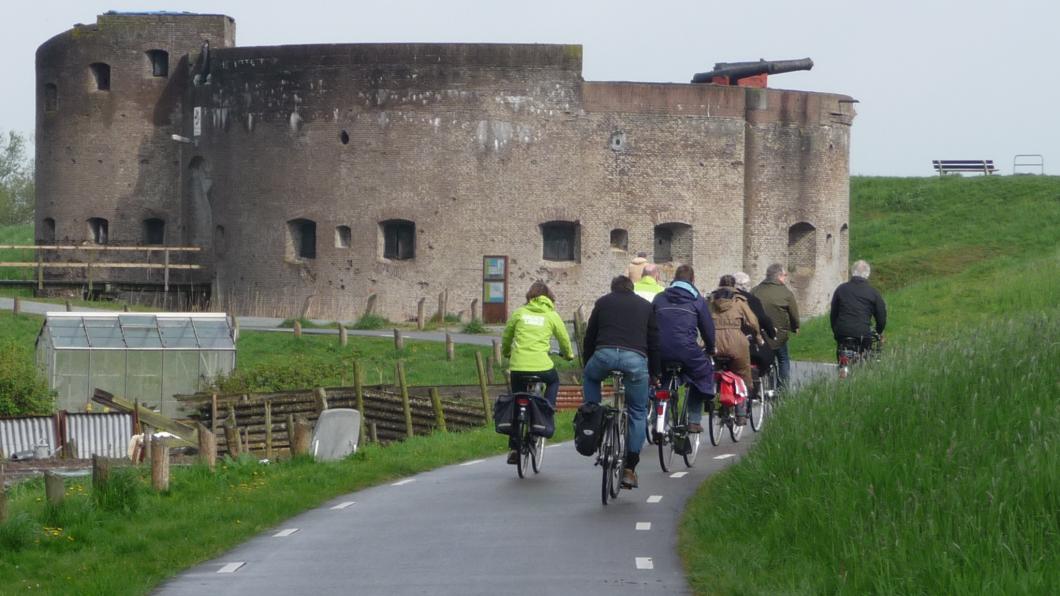 GroenLinks verkent per fiets Muiden en Muiderberg 