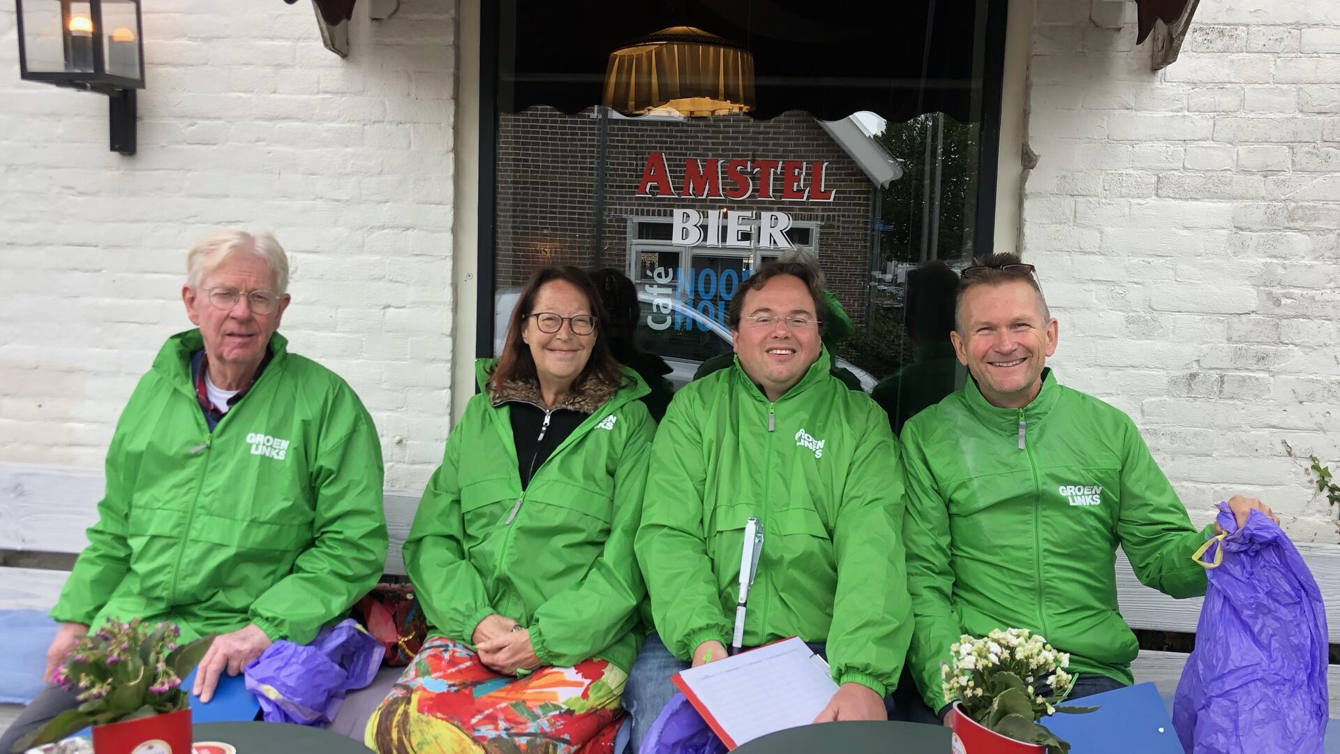 na afloop bij café Noord Holland