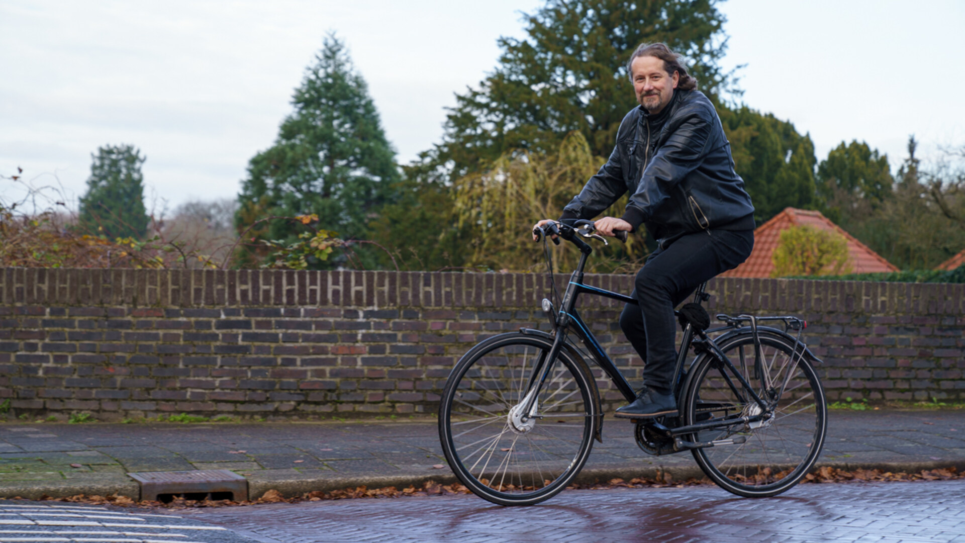 Freek op fiets