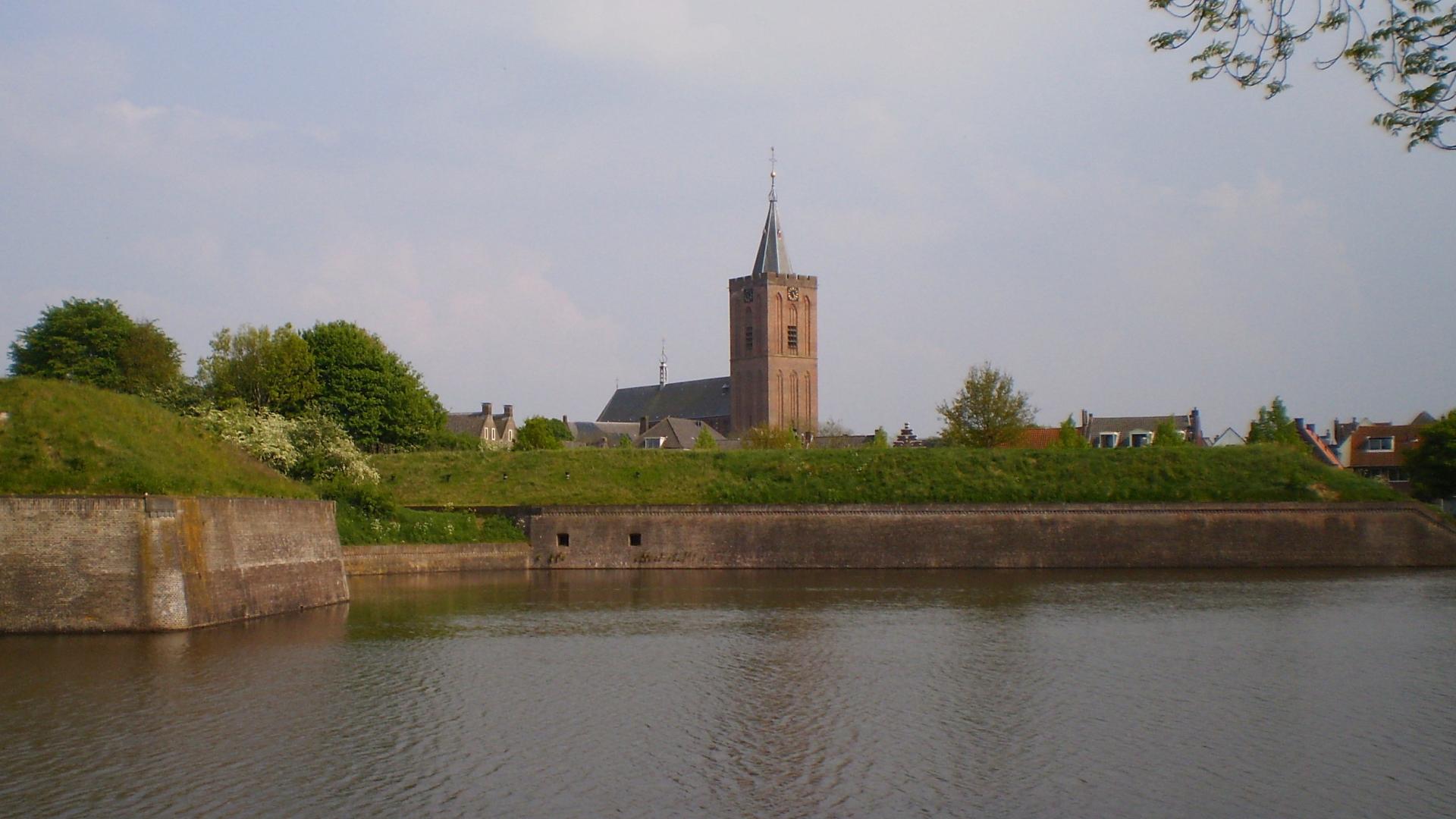 Naarden-Vesting_Kerkzicht.jpg